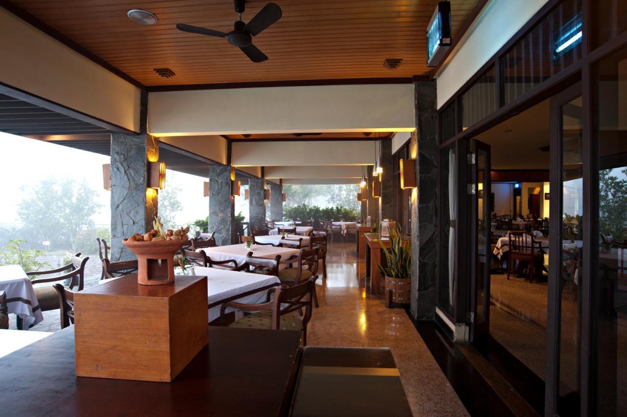 Puteri Gunung Hotel Lembang Exterior foto